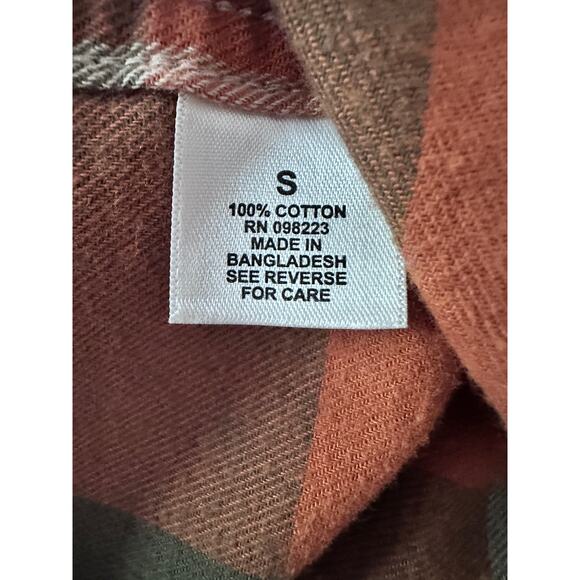 Magellan Outdoors Men’s Small Classic Fit Flannel - NWOT - Long Sleeve - Picture 4 of 6